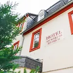 Hotel Am Schloss Biebrich